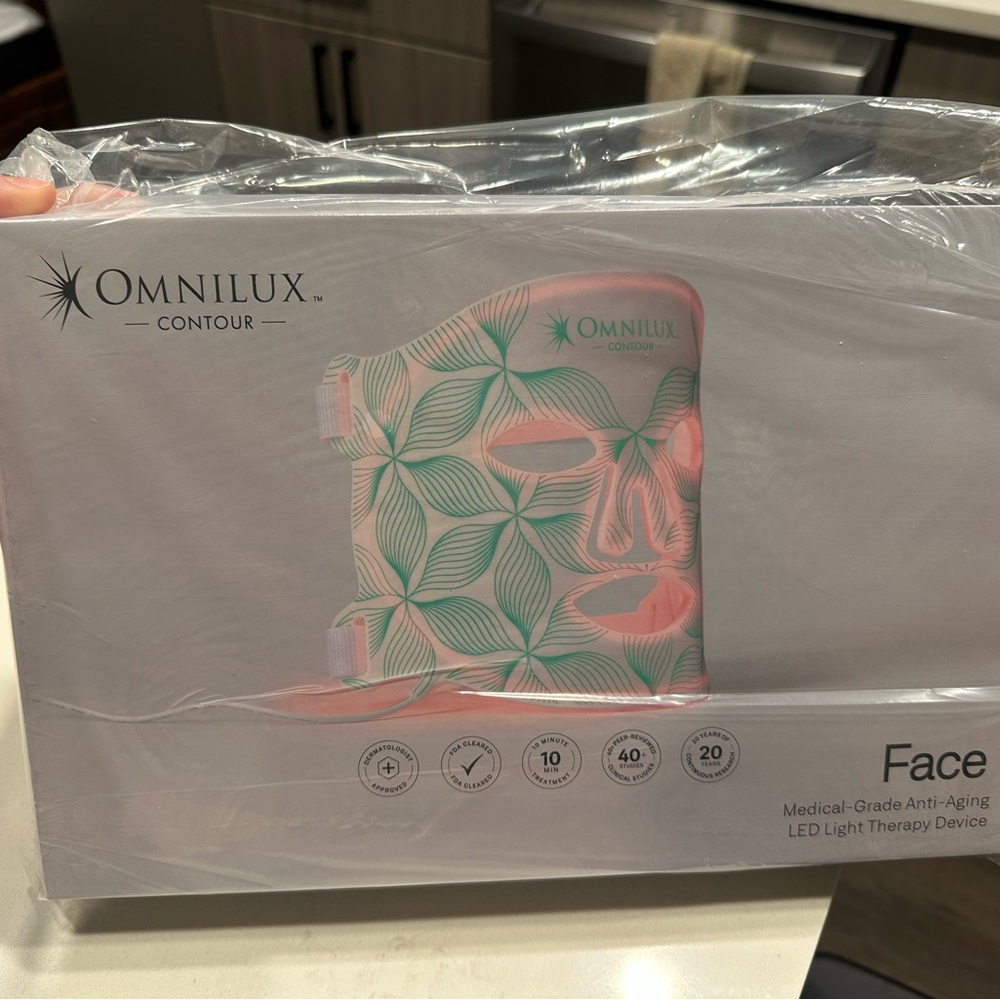 Omnilux Contour LED Red Light Therapy Mask